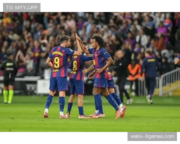 巴萨净胜球54个遥遥领先 攻防两端统治力展现无遗